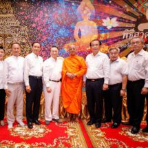 เรายกวัดมาไว้ที่เซเว่นฯ ครบรอบ 24 ปี จัดพิธีเจริญพระพุทธมนต์