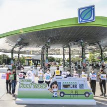 บางจากฯ รุกโมเดลธุรกิจใหม่ “บางจาก Food Truck” ร่วมมือหลากหลายแบรนด์ชั้นนำ คัดสรรความอร่อยจากเชฟระดับมิชลินและสินค้าไลฟ์สไตล์รับวิถีชีวิตในยุค New Normal