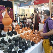 “ศิลปาชีพประทีปไทย 2564” ฝ่าวิกฤตโควิด-19 “9 วันรายได้ทะลุ 19 ล้านบาท”