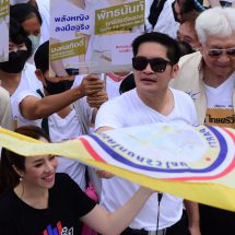 ‘มงคลกิตติ์’ ห่วงคนไทยหลังสงกรานต์ ขอให้ไปตรวจเชื้อโควิด – 19  ด่วน พร้อมลุยหาเสียงทั่วประเทศ หลังจากหายโควิด