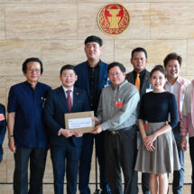 สมาคมผู้ประกอบการท่องเที่ยวฯ ยื่นหนังสือต่อสภา ค้านร่างกฎหมายหลักเกณฑ์ฉลากและภาพคำเตือนบนบรรจุภัณฑ์เครื่องดื่มแอลกอฮอล์